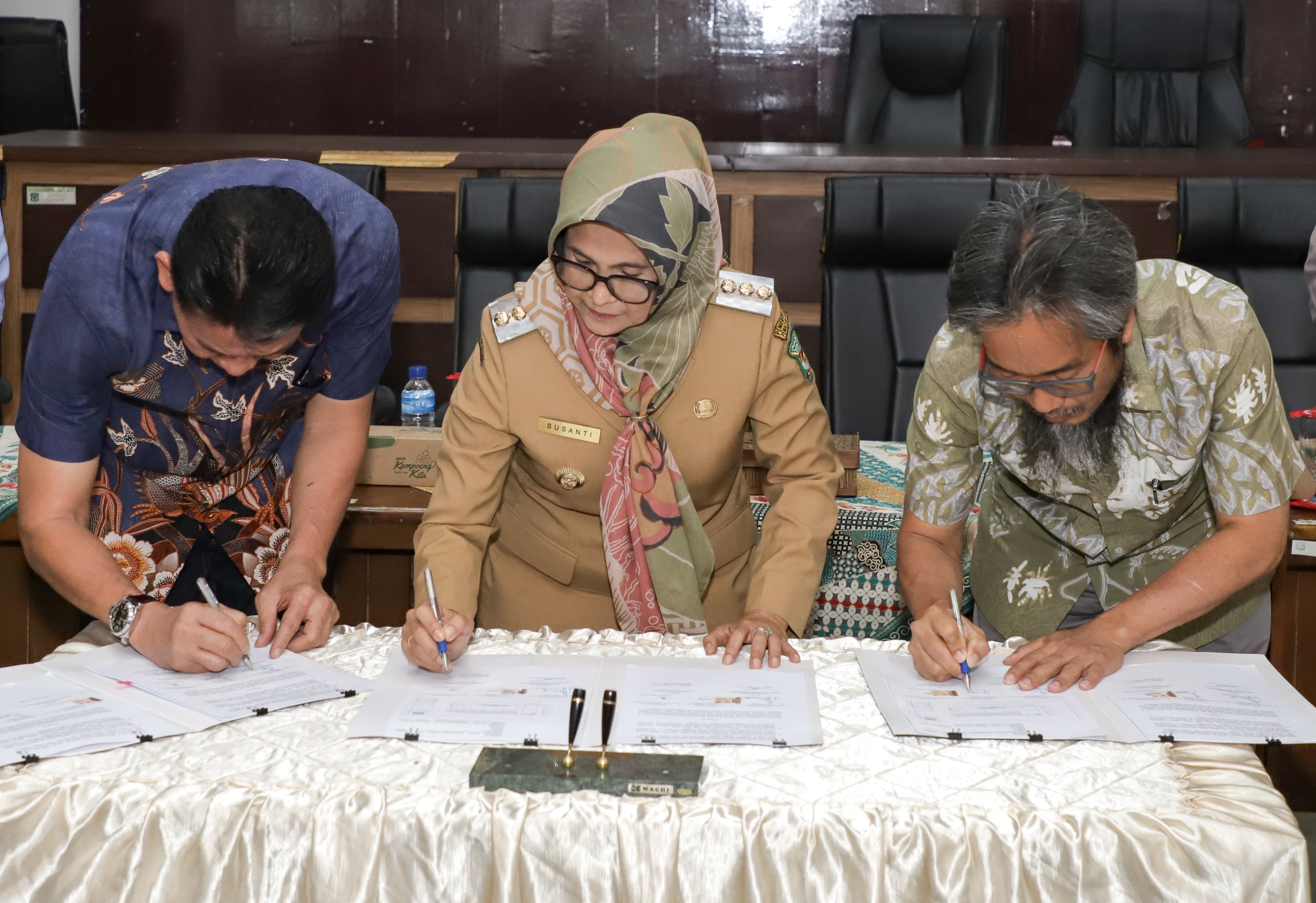 Pemkot Siantar dan 12 Instansi Teken Perjanjian Kerja Sama Pelayanan Publik MPP