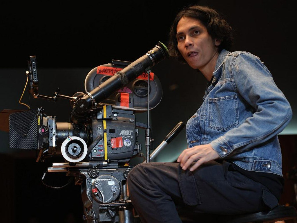 Kembali Duduk di Kursi Sutradara, Angga Dwimas Sasongko Perkenalkan Film Ratu Malaka