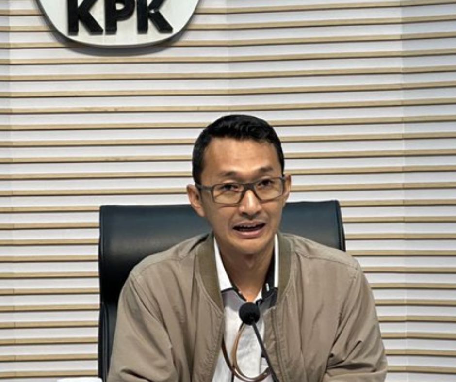 OTT KPK, Gubernur Riau Diamankan