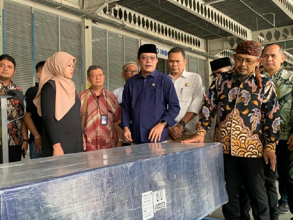 Dampingi Keluarga Jemput Jenazah Argo di Kualanamu, Penrad Siagian Minta Pemerintah Tutup Celah Sindikat PMI Ilegal