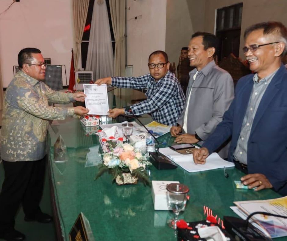 Ketua Fraksi Absen, Gerindra Gak Punya Pandangan Akhir dalam Paripurna DPRD Siantar soal APBD 2026