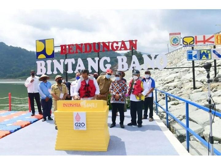 Jokowi Resmikan Bendungan Bintang Bano, yang Habiskan Dana Rp 1,44 T