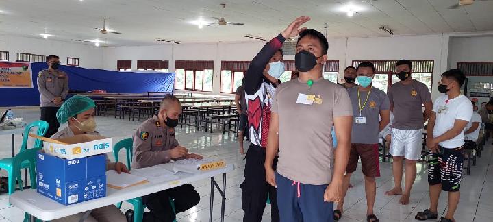 Ratusan Peserta Seleksi SIP Angkatan 51 Polda Sulut Jalani Rikkes