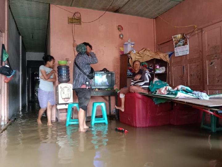 Enam Rumah Warga di Toba Dilanda Banjir