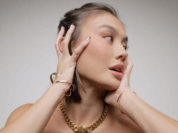 Agnez Mo Dinobatkan Jadi Penyanyi Pop Wanita Terkiss 2022