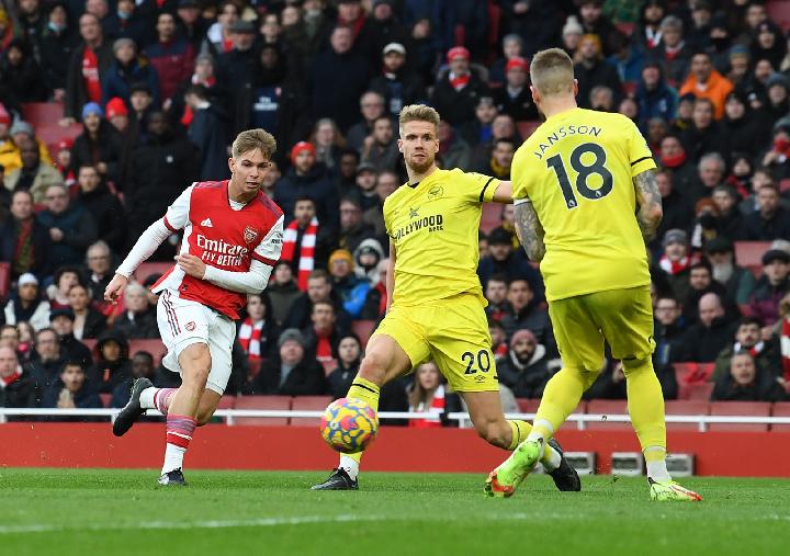 Hasil Liga Inggris: Arsenal Menang 2-1 atas Brentford