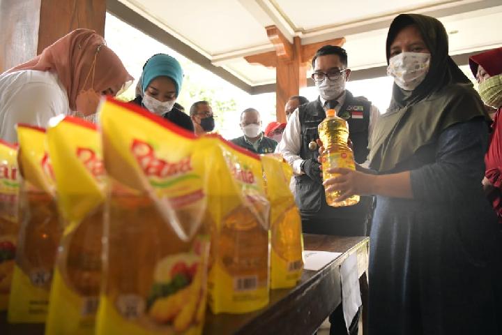 Jabar Terima 30 Juta Liter Minyak Goreng dari Pusat