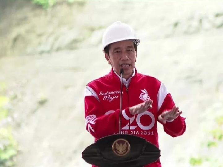 Jokowi Tekankan Tak Tergesa-gesa Ubah Status Pandemi Covid-19 ke Endemi