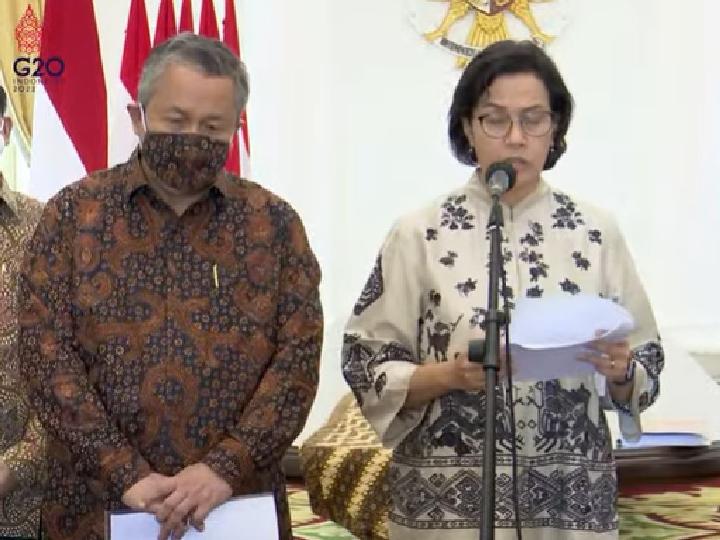 Jokowi Terima 21 Nama Calon Anggota Dewan Komisioner OJK 2022-2027