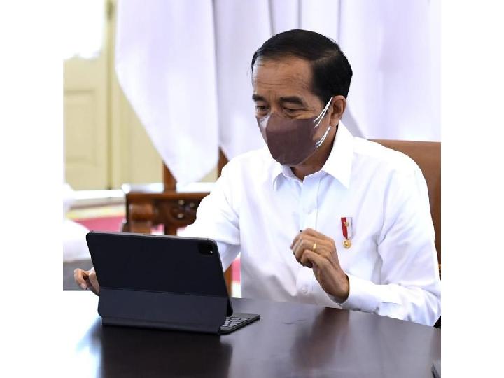 Presiden Jokowi Ingatkan Pentingnya Jaga Perputaran Uang di Desa