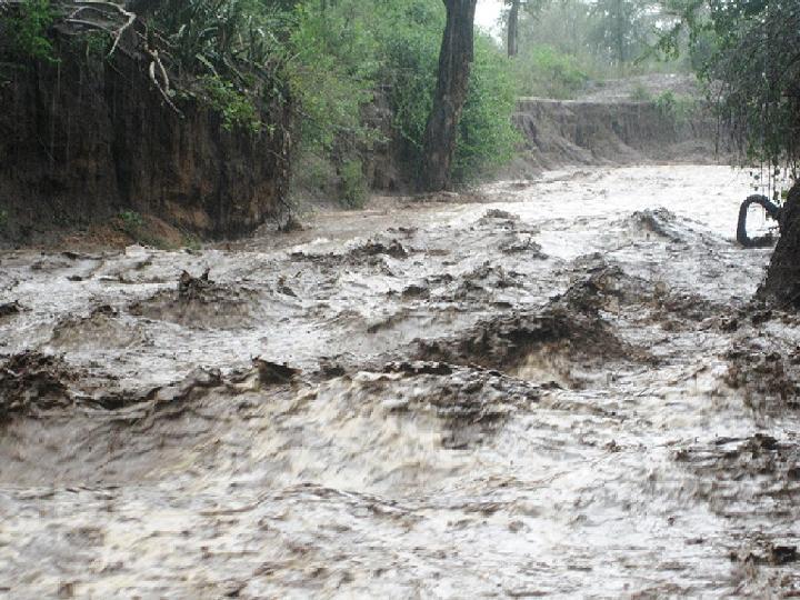 Banjir Bandang Terjang Kabupaten Malang, Satu Warga Hilang
