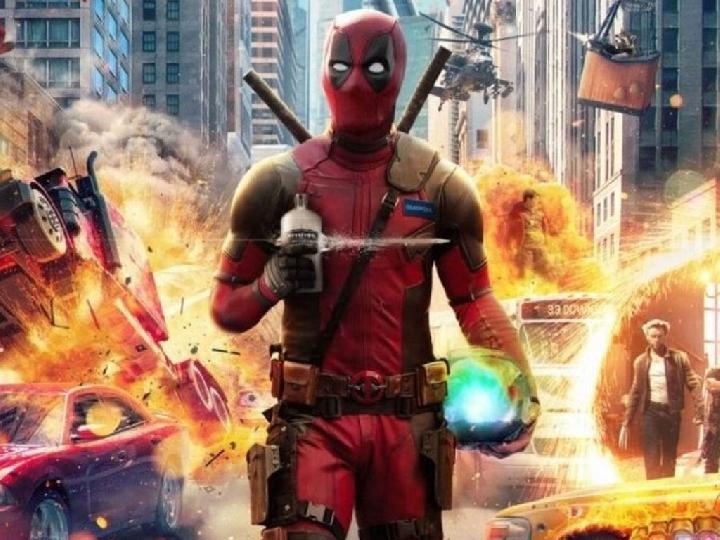 Ryan Reynolds Beberkan Rencana Garap Film Deadpool Edisi Natal