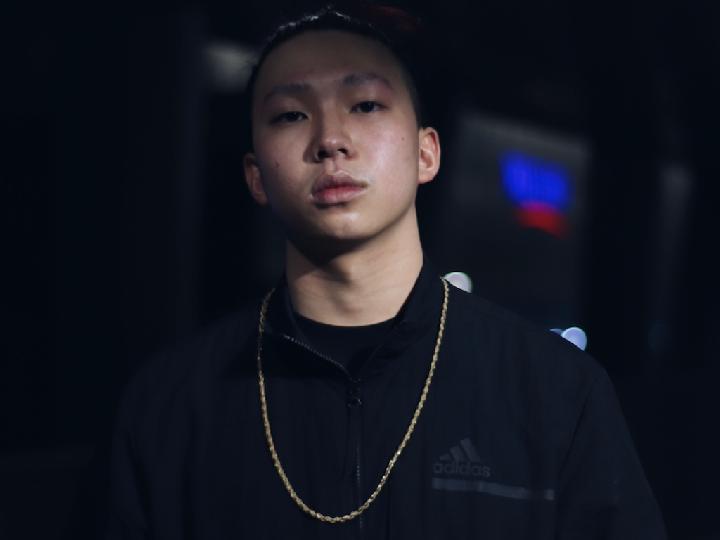 Rapper Bennet A.K Kisahkan Kota Jakarta di Single J-Town Flow