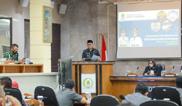 Wali Kota Cirebon Sampaikan Nota Pengantar LKPj 2021 ke DPRD