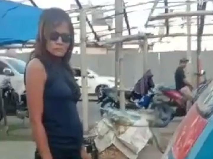 Aksi Pungli Wanita Tua di Medan Jadi Guyonan Netizen 