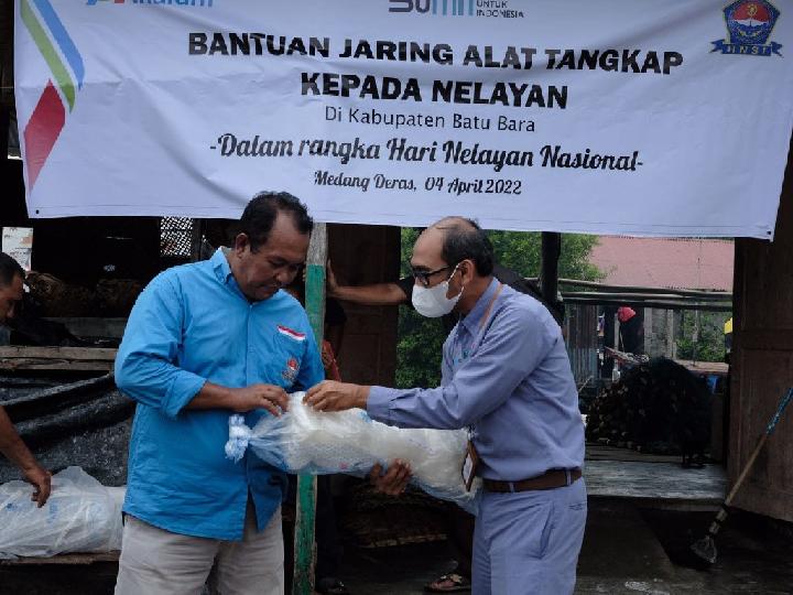 Rayakan Hari Nelayan Nasional, Inalum Bantu Alat Operasional di Batubara 