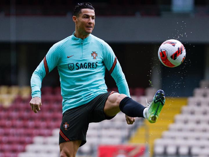 Kabar Duka dari Cristiano Ronaldo, Putranya Meninggal Dunia
