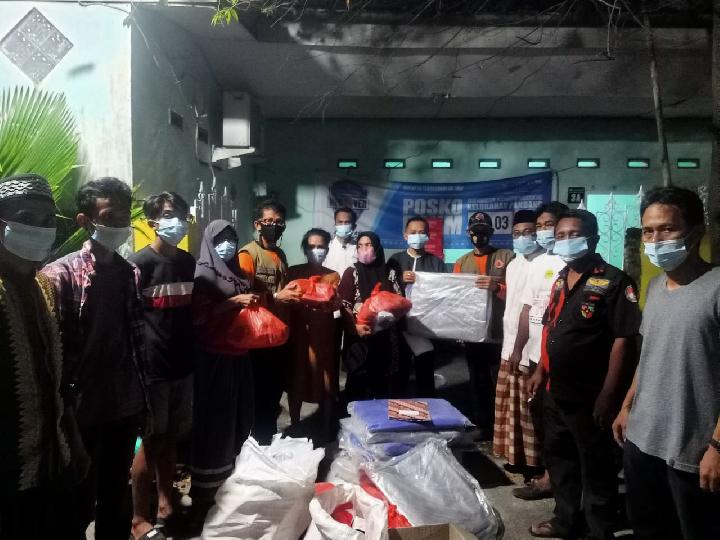 Andalan Sulsel Peduli Bantu Warga Korban Kebakaran di Jalan Pandang Makassar