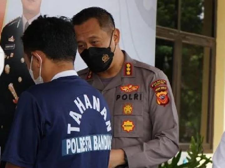 Polresta Bandung Bekuk Guru Ngaji Diduga Gegara Cabuli Belasan Muridnya