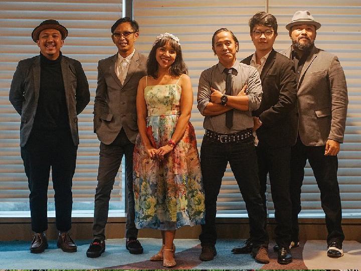 Grup Band Mocca Rilis Karya NFT Bertajuk Mocca Music Card