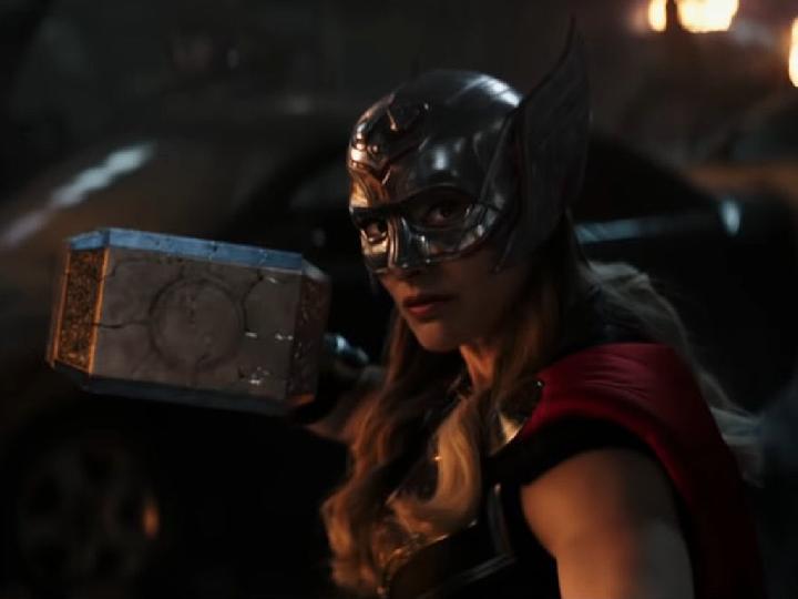 Trailer Film Thor: Love and Thunder Dirilis, Natalie Portman Jadi Dewa Petir Baru