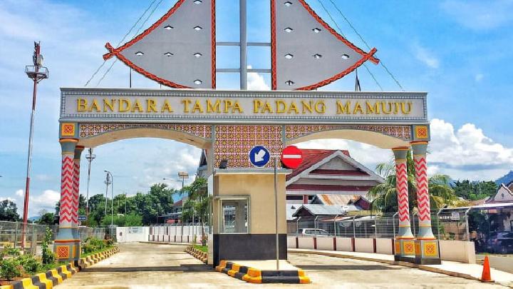 Pemprov Sulbar Ingin Perubahan Nama Bandara Tampa Padang Sebelum Jabatan ABM Berakhir