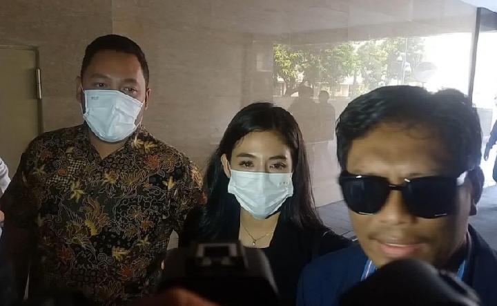 Penuhi Panggilan Polisi, DJ Una Minta Ini Kepada Wartawan