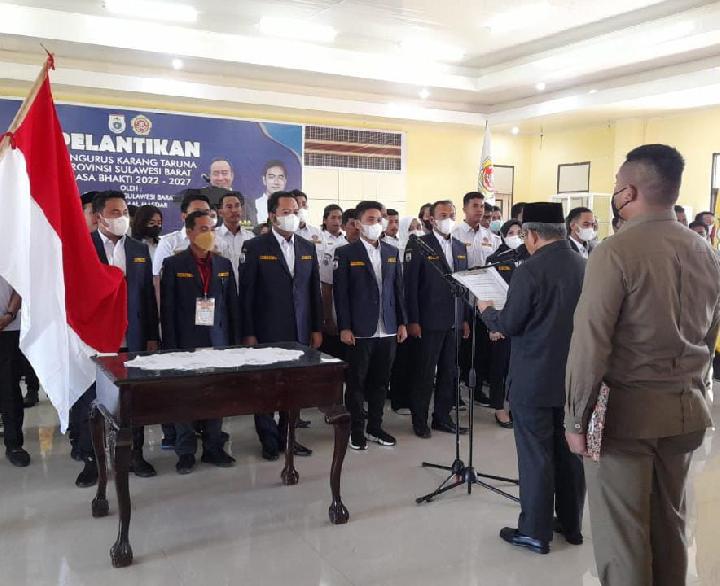 Akhir Masa Jabatannya, Gubernur Sulbar ABM Kembali Lantik Pengurus Karang Taruna