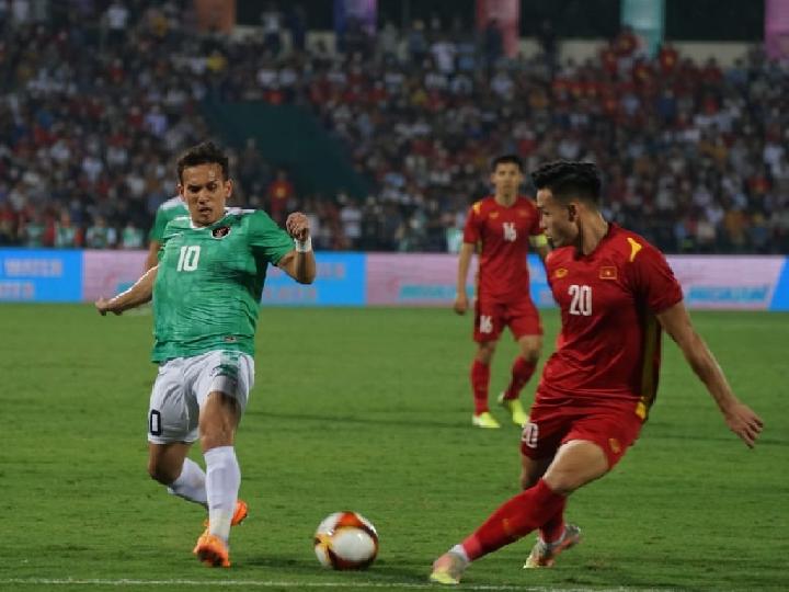 Babak Belur di Laga Pembuka, Iwan Bule Minta Shin Tae-yong Perbaiki Timnas