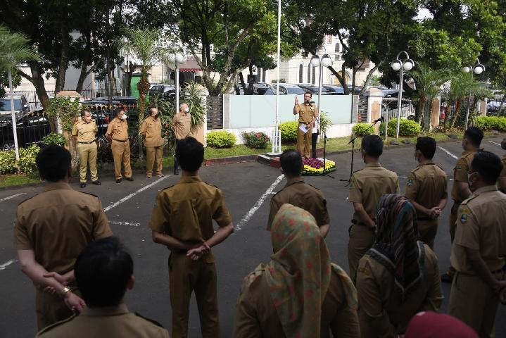 Hari Pertama Masuk Kerja, Ridwan Kamil: Jabar Siapkan WFH sebagai Sistem Kerja Masa Depan