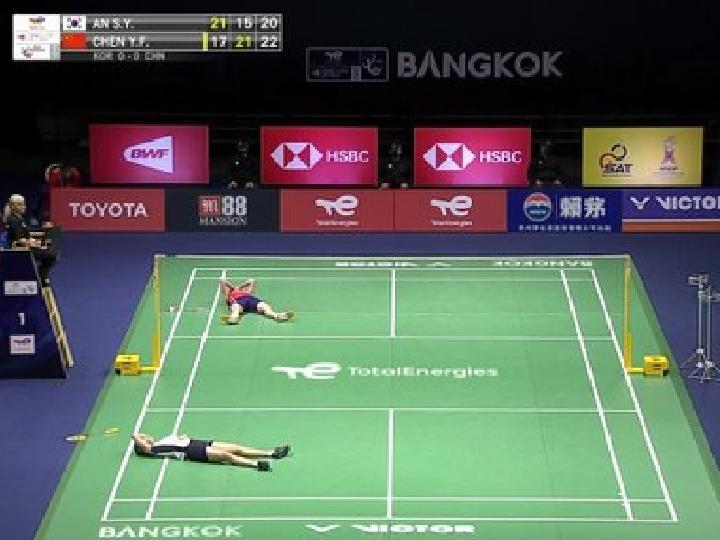 An Seyoung dan Chen Yu Fei 'Terkapar' di Tengah Lapangan Usai Duel Final 