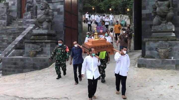 Sambut Trisuci Waisak 2022, Ratusan Umat Buddha di Rembang Kirab Keliling Kampung