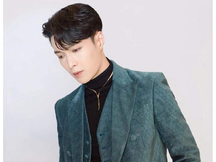 SM Entertainment Resmi Hapus Nama Lay Zhang dari Profil Exo