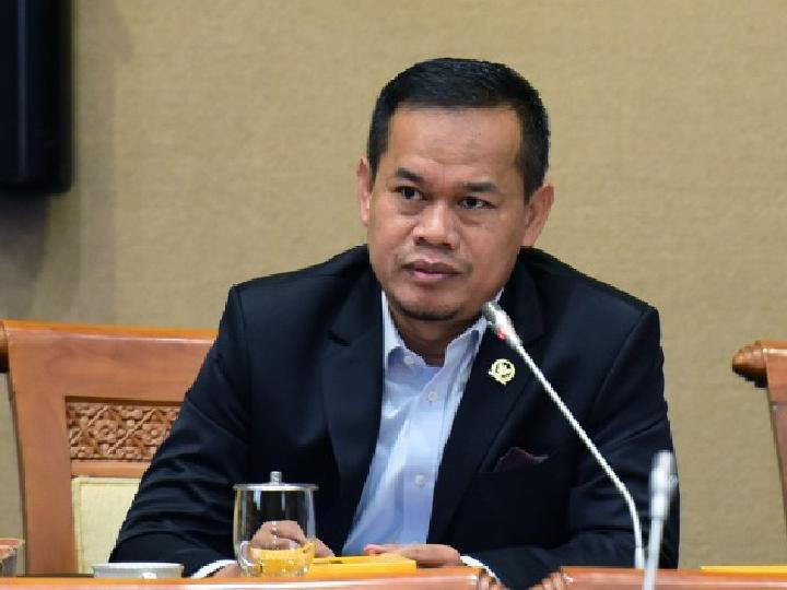 Anggota DPR Desak BRIN Secara Aktif Berperan Mengatasi Wabah PMK