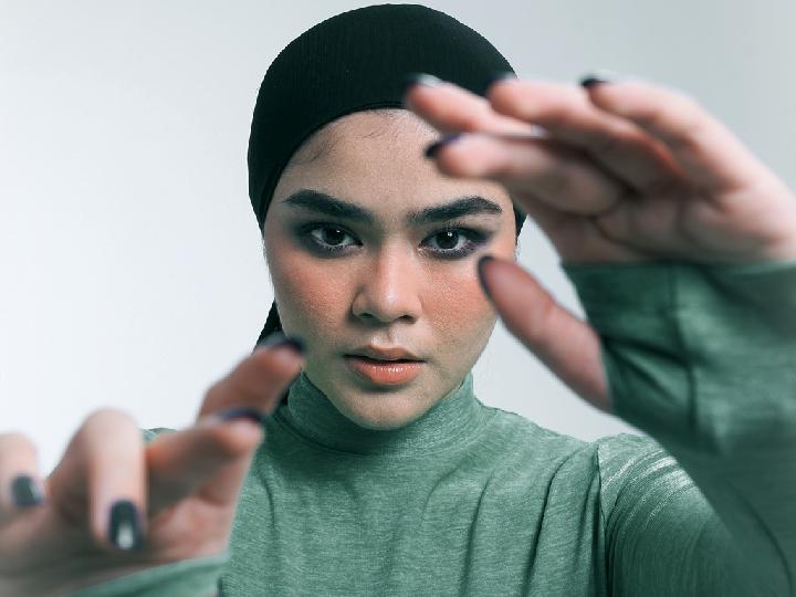 Sivia Luncurkan Single Suara, Ejawantah Komunikasinya dengan Sang Pencipta