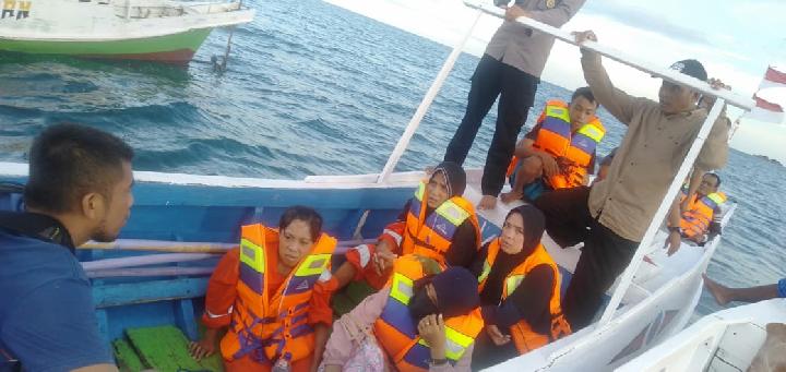 Sebanyak 17 Penumpang Kapal Tenggelam di Selat Makassar Ditemukan Selamat