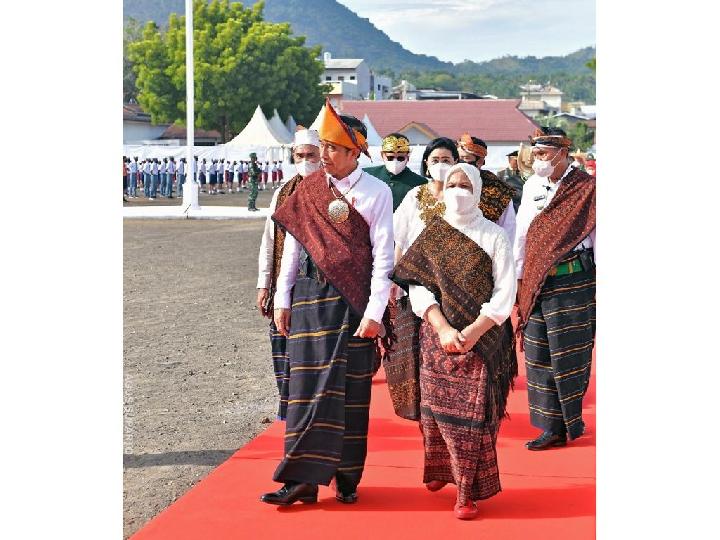 Hari Lahir Pancasila, Presiden Jokowi Diberi Gelar Mosalaki Ulu Beu Eko Bewa