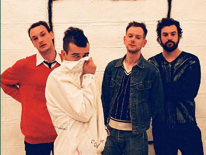 Grup Band The 1975 Angkat Tema Cinta di Single Happiness