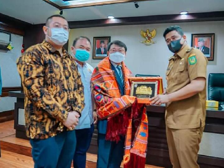 Pemerintah Gwangju Akan Buka Cabang Y-Mart di Medan, Bobby Nasution Beri Sejumlah Syarat