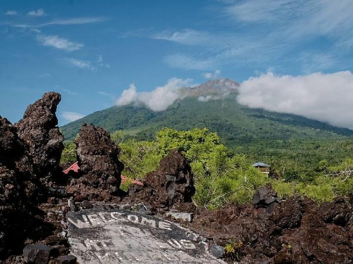 Batu Angus, Sebuah Fenomena Geologi di Ternate Maluku Utara