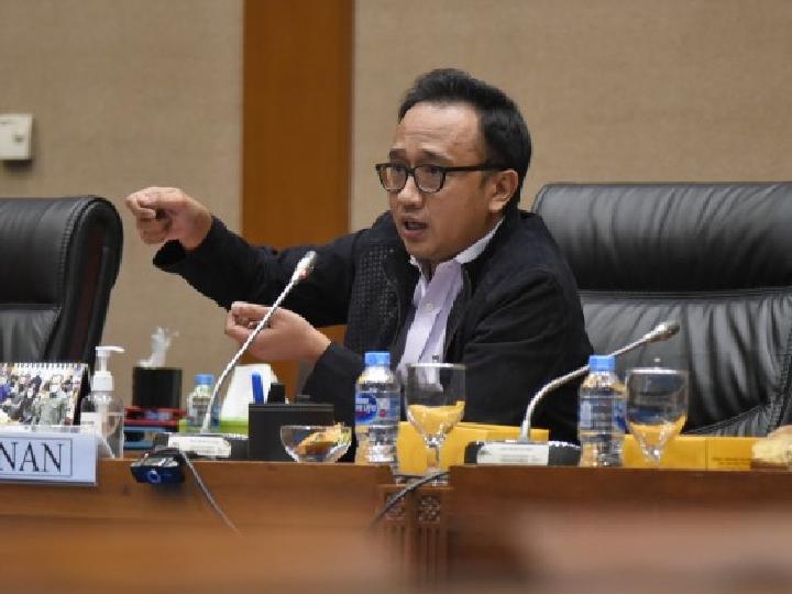 DPR Minta Pemerintah Mengawasi dengan Ketat Distribusi Solar Subsidi