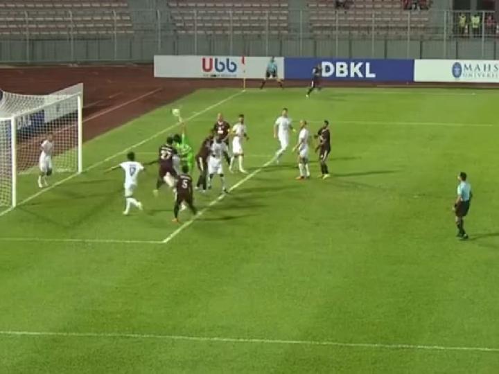 Tendangan Yakob Membentur Mistar, Babak Pertama PSM Makassar vs Kuala Lumpur Masih 0-0