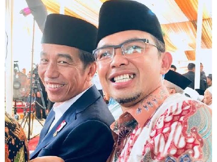 Bangga Punya Presiden Pemberani, Kiai Maman: Jokowi Bawa Misi Perdamaian Dunia