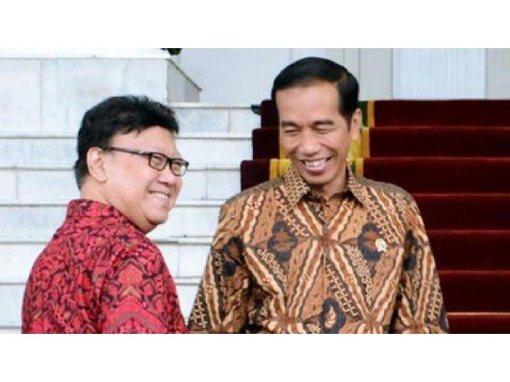 Presiden Jokowi Sampaikan Belasungkawa Mendalam Atas Wafatnya Tjahjo Kumolo