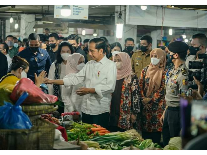 Jagung Seharga Rp 36 Ribu Dibayar 200 Ribu, Sering-sering ke Pasar Petisah Pak Jokowi