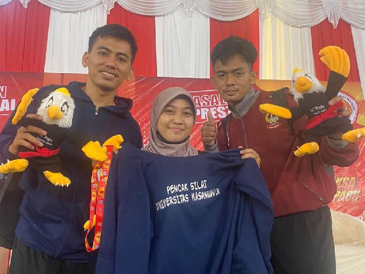 Atlet UKM Pencak Silat Unhas Raih Medali Emas pada Ajang Kejuaraan Internasional di Bali