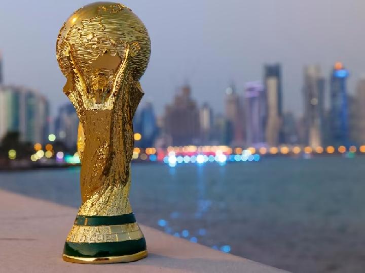 Kalian Wajib Tahu, Ini Wasit Perempuan yang Pimpin Laga Piala Dunia 2022 Qatar