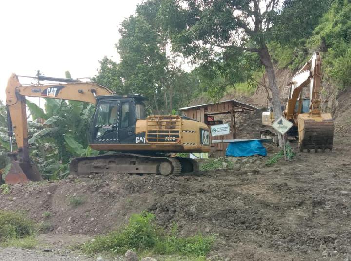 Warga Protes Tambang Batu Gajah yang Beroperasi di Kecamatan Tapalang Barat Mamuju