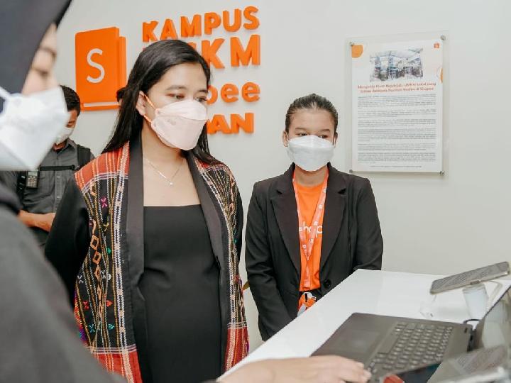 Kahiyang Ayu Datangi Kampus UMKM Shopee, Minta Dibantu Pemasaran Digital