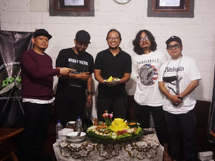 Beri Ruang Seniman Magelang, Bugs Studio Inisiasi Kolaborasi Musikal